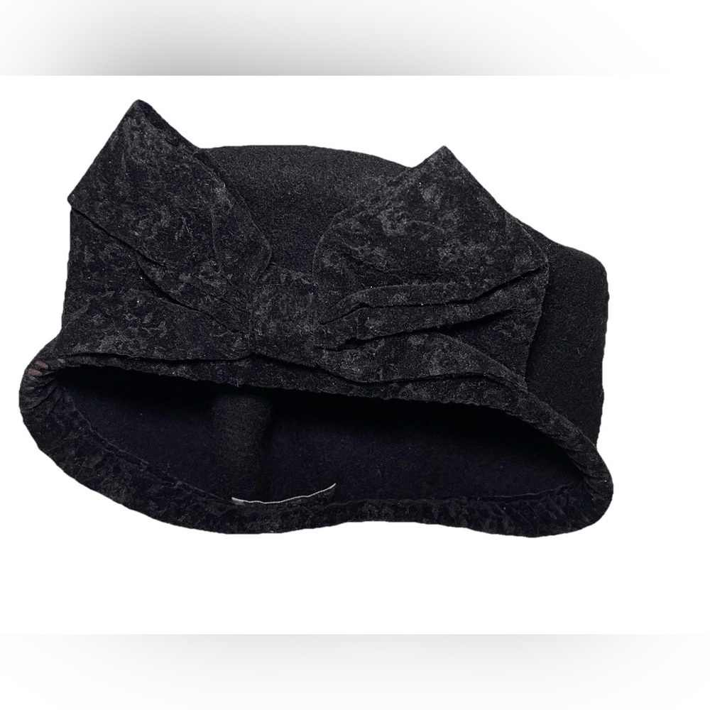 Elegant Black Women's Hat with Bow
